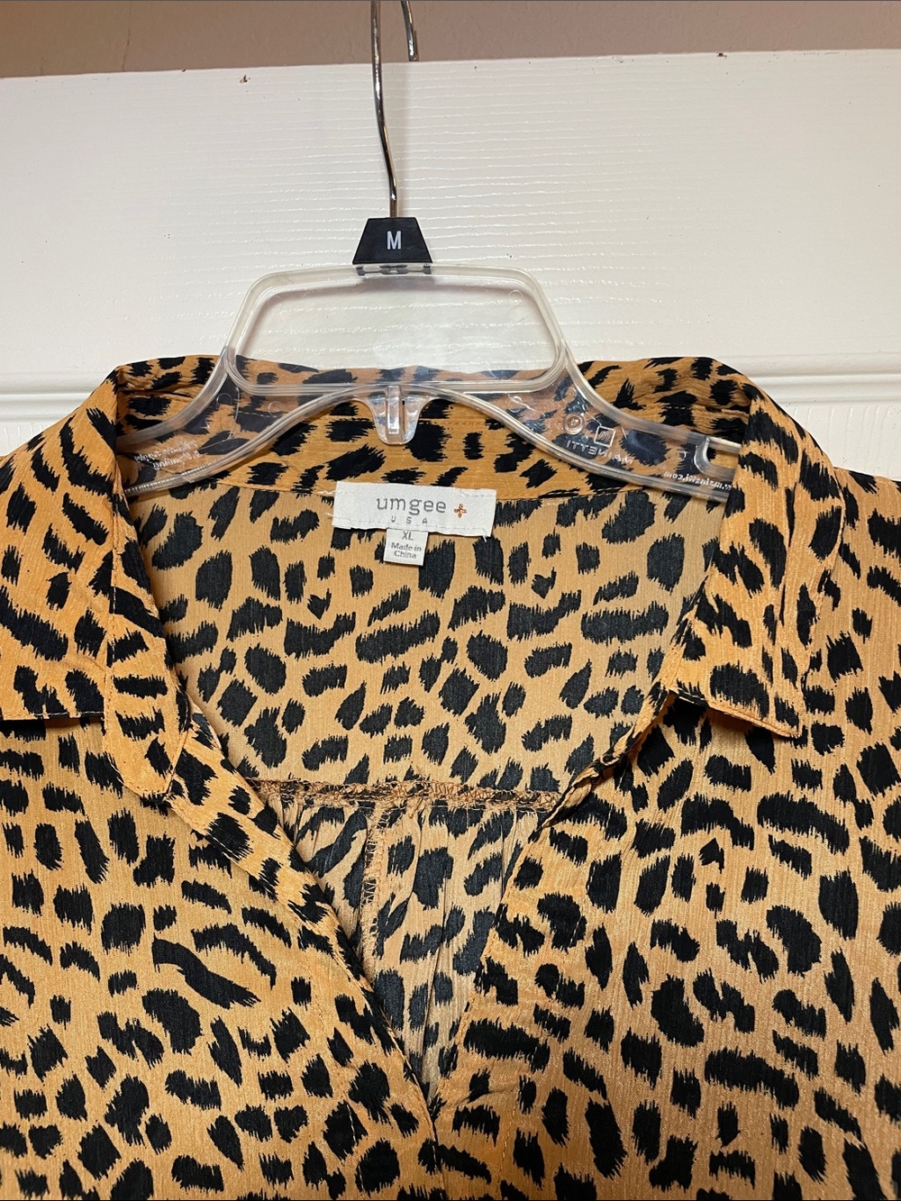 Umgee Leopard Print Tiered Dress in Tan and Black - Picture 2 of 3
